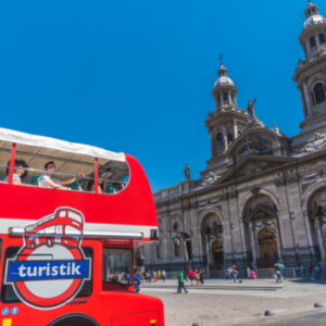 Édition classique : Big Bus Santiago pour découvrir la ville...